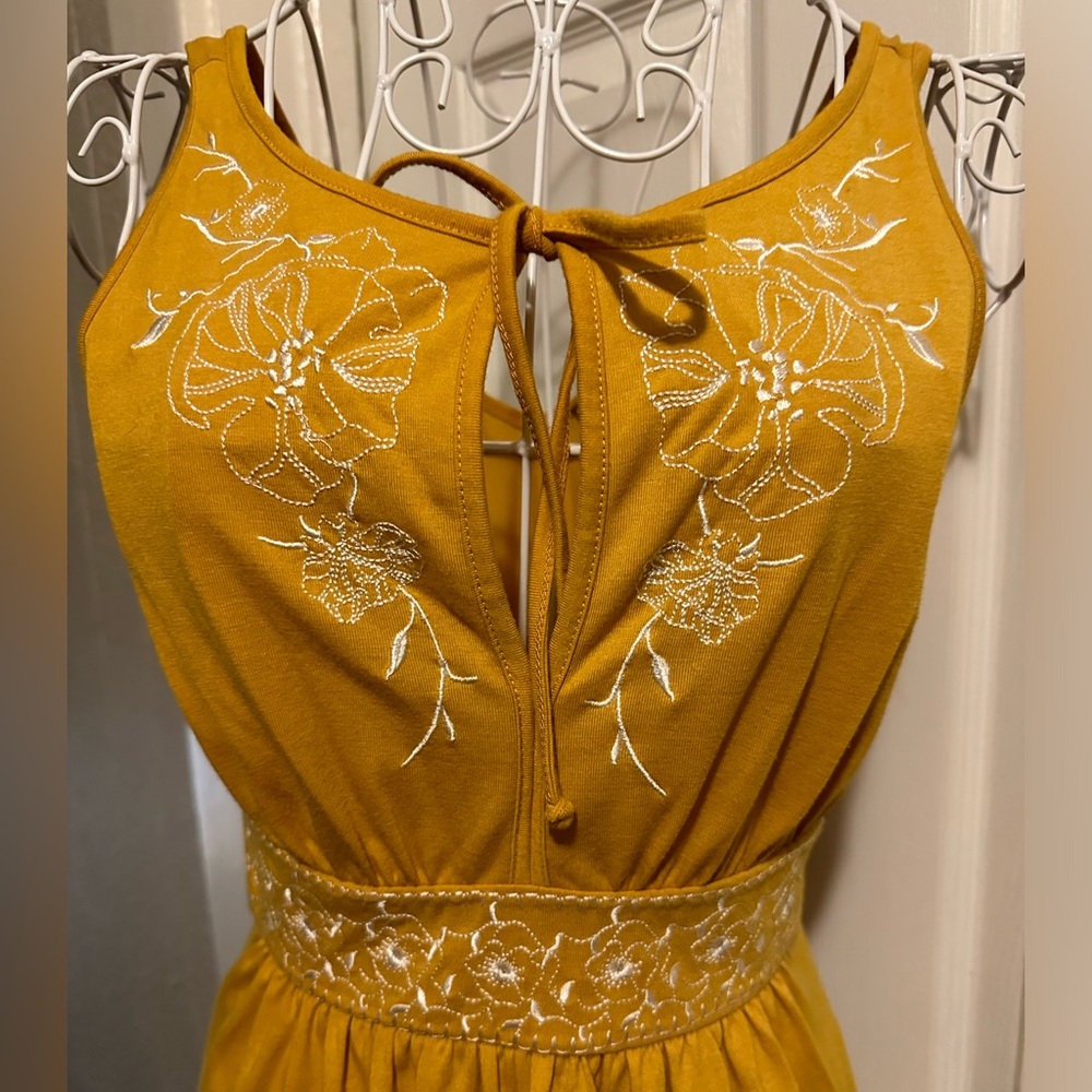 Vintage Forever 21 Embroidered Dress - Picture 1 of 8